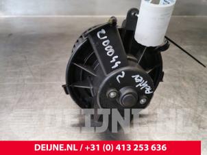 Gebruikte Chaufage Ventilatiemotor Citroen Jumper (U9) 2.2 HDi 100 Euro 4 Prijs € 60,50 Inclusief btw aangeboden door van Deijne Onderdelen Uden B.V.