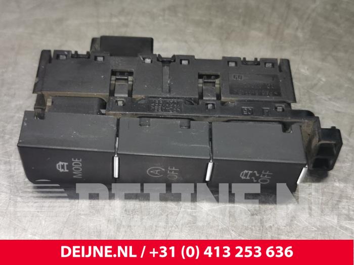 Volkswagen Golf Switch O125977