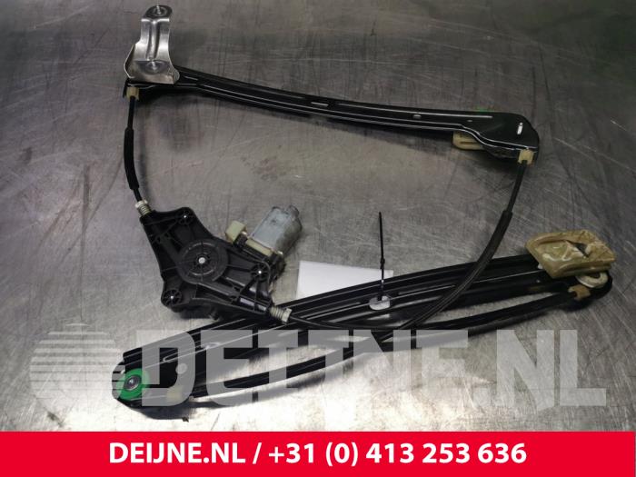 Volkswagen Golf Fenstermechanik 4-türig rechts vorne O126061