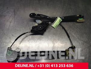 Volkswagen Golf Window mechanism 4-door, front right O126061 photo 2