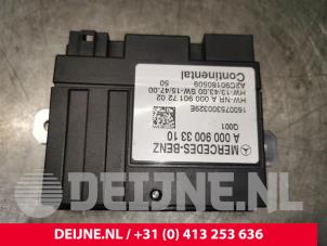 Mercedes E-Klasse Brandstofpomp module O126194 foto 2