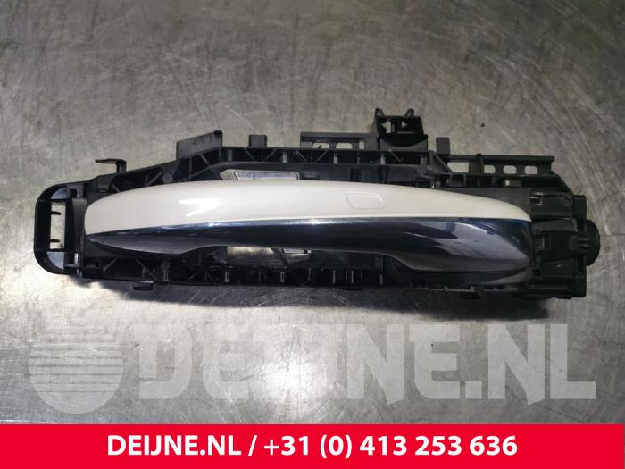 Mercedes E-Klasse Portiergreep 4Deurs rechts-achter O126200