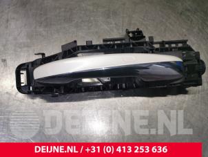Mercedes E-Klasse Türgriff 4-türig rechts hinten O126200 foto 3