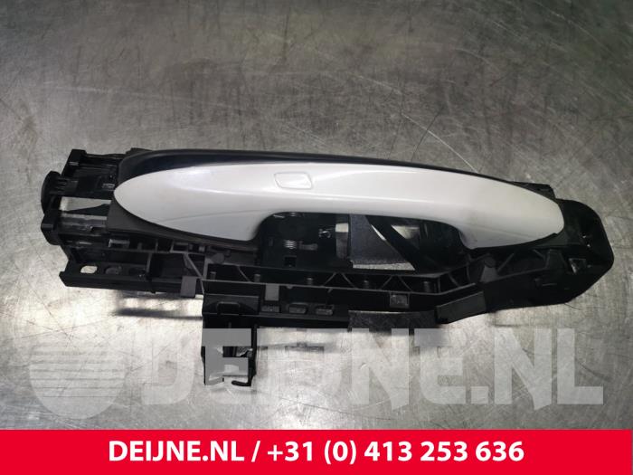 Mercedes E-Klasse Portiergreep 4Deurs rechts-voor O126201