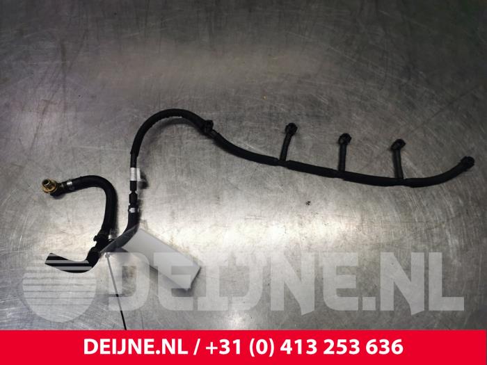 Volvo V40 Brandstof retourleiding O126354