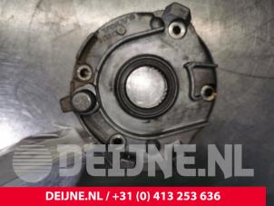 Volvo C70 Oil pump O126369 photo 2