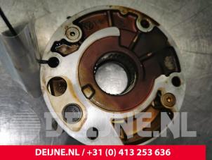 Gebruikte Oliepomp Volvo C70 (NC) 2.3 T5 20V Prijs € 125,00 Margeregeling aangeboden door van Deijne Onderdelen Uden B.V.