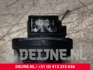 Mercedes E-Klasse Temperatursensor innen O126385 foto 3
