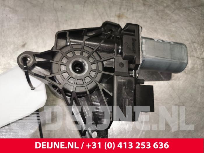 Mercedes E-Klasse Raammotor Portier O126438