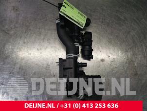 Mercedes C-Klasse Thermostat housing O126510 photo 3