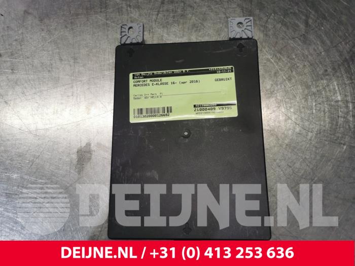 Gebruikte Comfort Module Mercedes E (W213) E-220d 2.0 Turbo 16V Prijs € 95,00 Margeregeling aangeboden door van Deijne Onderdelen Uden B.V.