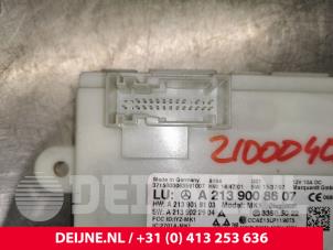 Mercedes E-Klasse Module keyless vehicle O126694 photo 3