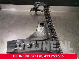 Mercedes E-Klasse Rear bumper bracket, right O126717 photo 2