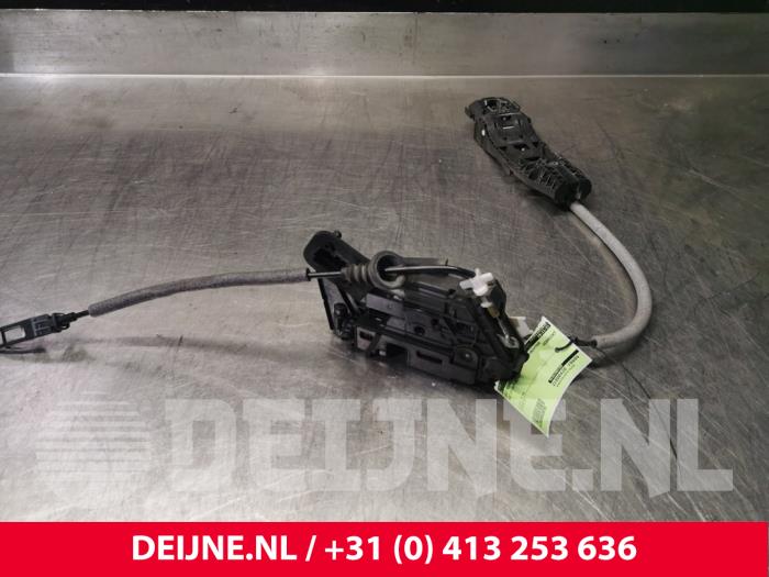 Volkswagen Golf Türschlossmechanik 4-türig rechts hinten O126755