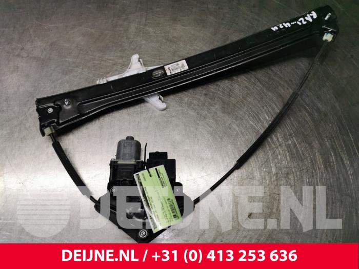 Volkswagen Touran Fenstermechanik 4-türig rechts hinten O126936