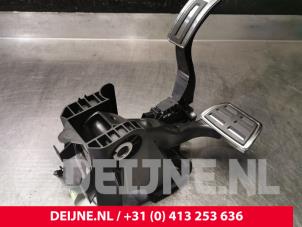 Volkswagen Golf Gaspedaal O126989 foto 2