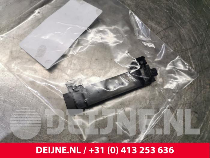Volkswagen Golf Keyless entry antenna O127020