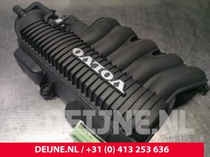 Gebruikte Kleppendeksel Volvo V50 (MW) 2.4 20V Prijs € 50,00 Margeregeling aangeboden door van Deijne Onderdelen Uden B.V.