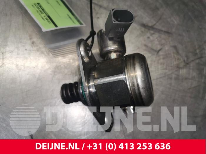 Gebruikte Hogedrukpomp Mercedes CLA (117.3) 1.6 CLA-180 16V Prijs € 120,00 Margeregeling aangeboden door van Deijne Onderdelen Uden B.V.