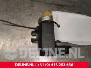 Volvo V40 Turbo pressure regulator O127210 photo 3