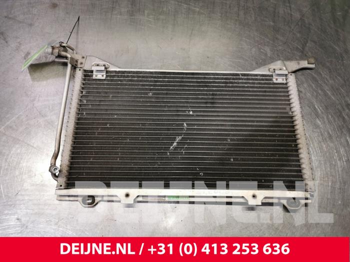 Gebruikte Airco Condensor Mercedes E (W210) 2.2 E-220 CDI 16V Prijs € 25,00 Margeregeling aangeboden door van Deijne Onderdelen Uden B.V.
