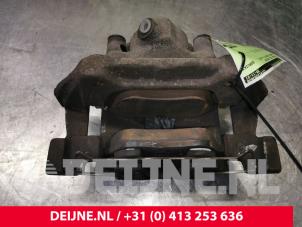 Mercedes E-Klasse Front brake calliper, left O127368 photo 2