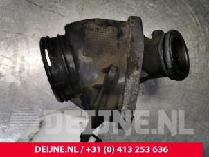 Gebruikte Luchtmassameter Mercedes E (W210) 2.2 E-220 CDI 16V Prijs € 20,00 Margeregeling aangeboden door van Deijne Onderdelen Uden B.V.