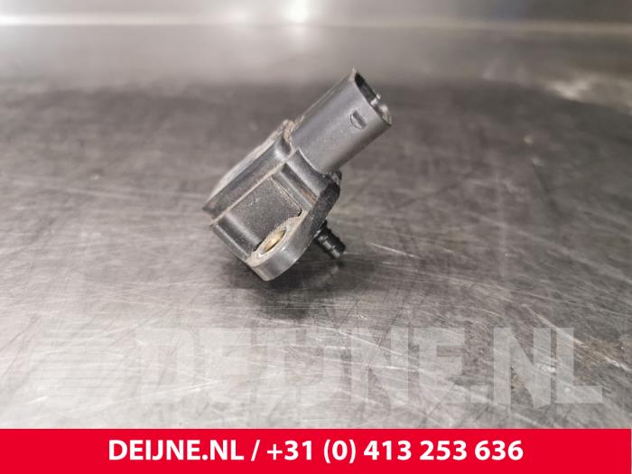 Mercedes E-Klasse Mapping sensor (intake manifold) O127469