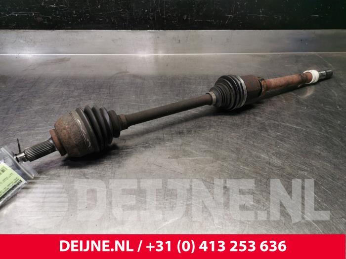 Opel Vivaro Aandrijfas rechts-voor O127515