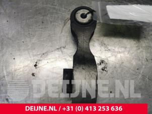 Opel Vivaro Motorsteun O127525 foto 3