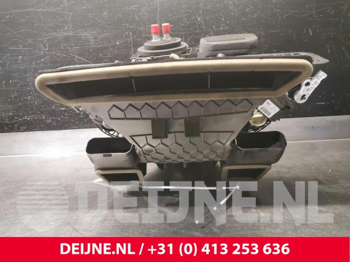 Opel Vivaro Heater housing O127543