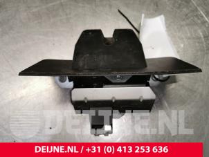 Volvo XC60 Tailgate lock mechanism O127719 photo 3