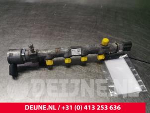 Volkswagen Caddy Einspritzdüse (Einspritzer) O127749 foto 2