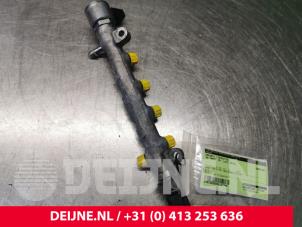 Gebruikte Injector brug Volkswagen Caddy IV 2.0 TDI 102 Prijs € 151,25 Inclusief btw aangeboden door van Deijne Onderdelen Uden B.V.