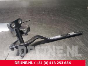 Porsche Cayenne Tailgate hinge O127849 photo 2