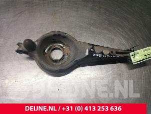 Volvo V40 Rear spring retainer, right O127955 photo 3