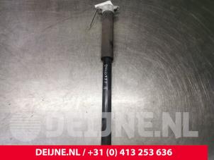 Volvo V40 Stoßdämpfer links hinten O127952 foto 2
