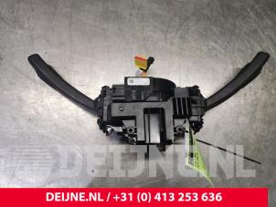 Gebruikte Stuurkolomschakelaar Volvo XC60 I (DZ) 2.4 D3 20V Prijs € 40,00 Margeregeling aangeboden door van Deijne Onderdelen Uden B.V.