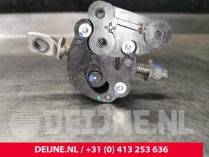 Tesla Model 3 Seat motor O128207 photo 3