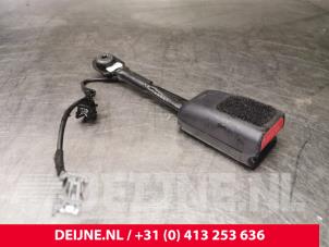 Gebruikte Veiligheidsgordel Insteek rechts-voor Tesla Model 3 Long Range AWD 75 kWh Prijs € 42,35 Inclusief btw aangeboden door van Deijne Onderdelen Uden B.V.