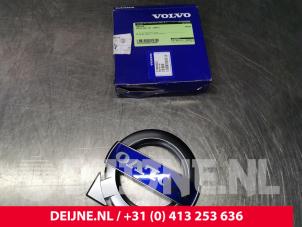 Volvo V60 Emblem O128266 photo 4