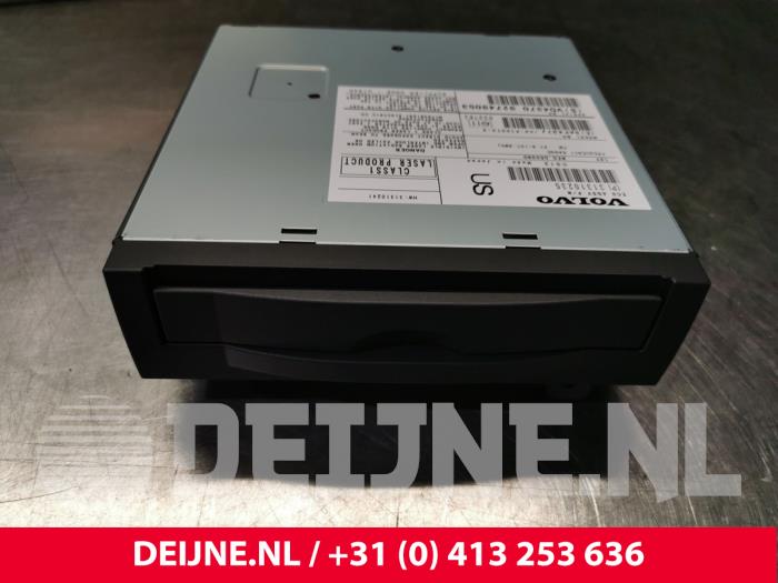 Volvo C70 CD Spieler O128298