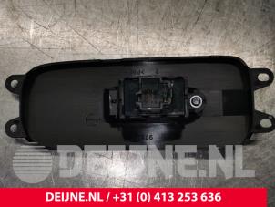Volvo V50 Electric window switch O128333 photo 2
