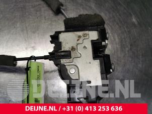 Nissan NV200 Deurslot Mechaniek 2Deurs rechts O128349 foto 2