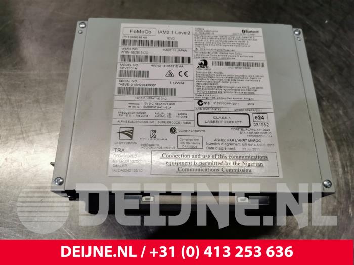 Volvo S80 CD player O128359