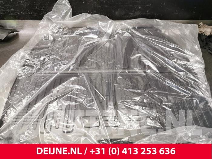 Volvo S80 Bodenblech Kofferraum O128365