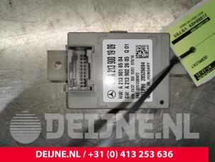 Mercedes E-Klasse Computer lighting module O128432 photo 2