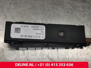 Mercedes E-Klasse Antenne Versterker O128435 foto 3