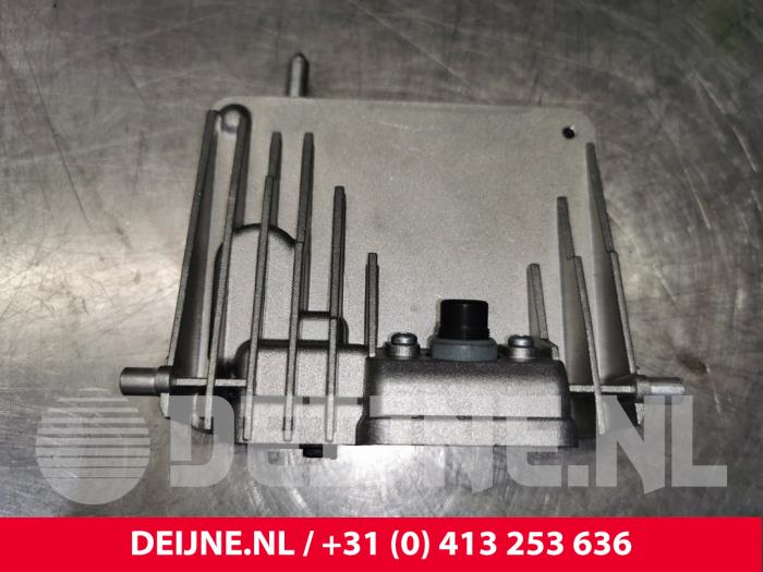 Mercedes E-Klasse Kamera Vorderseite O128444