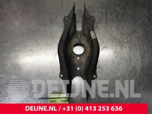 Mercedes E-Klasse Veerschotel rechts-achter O128526 foto 2